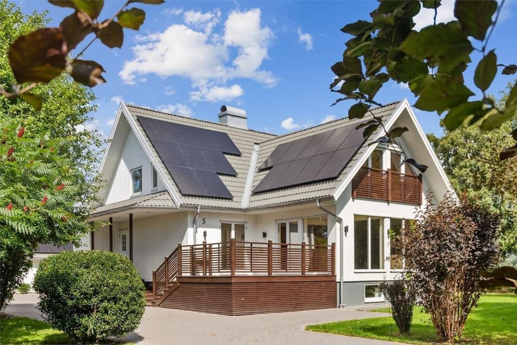 Entire Villa & Garden Between Varberg And Ullared Rolfstorp Экстерьер фото